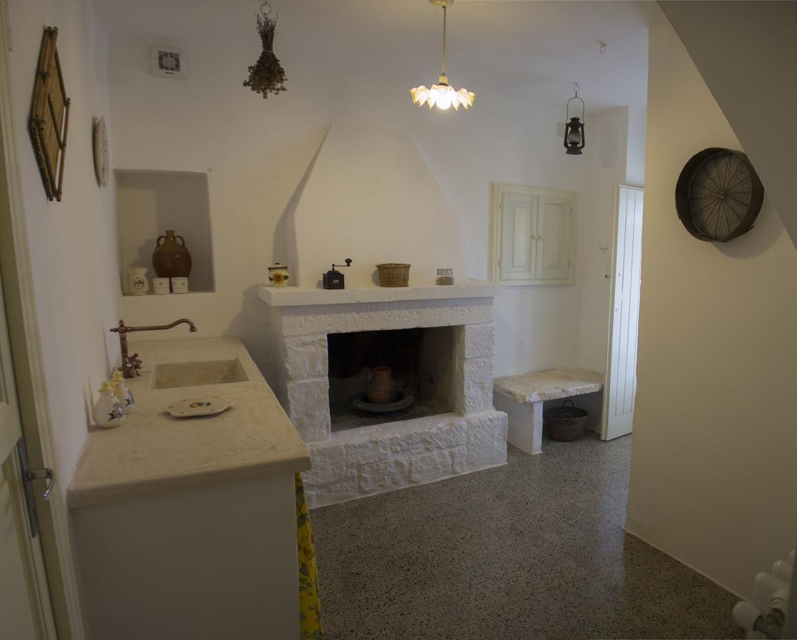 Masseria Trulli Sull'Aia Cisternino Exterior photo