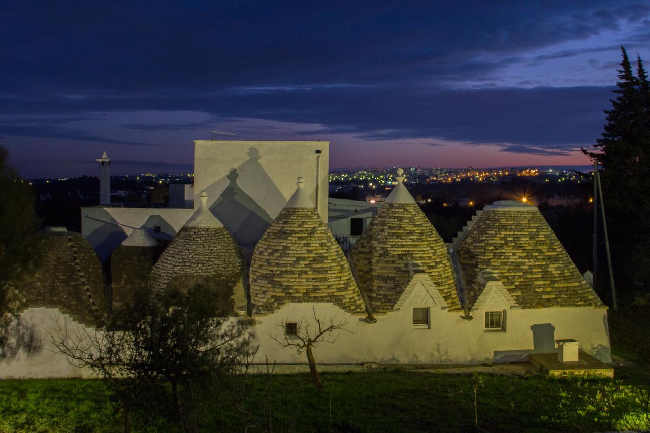 Masseria Trulli Sull'Aia Cisternino Exterior photo